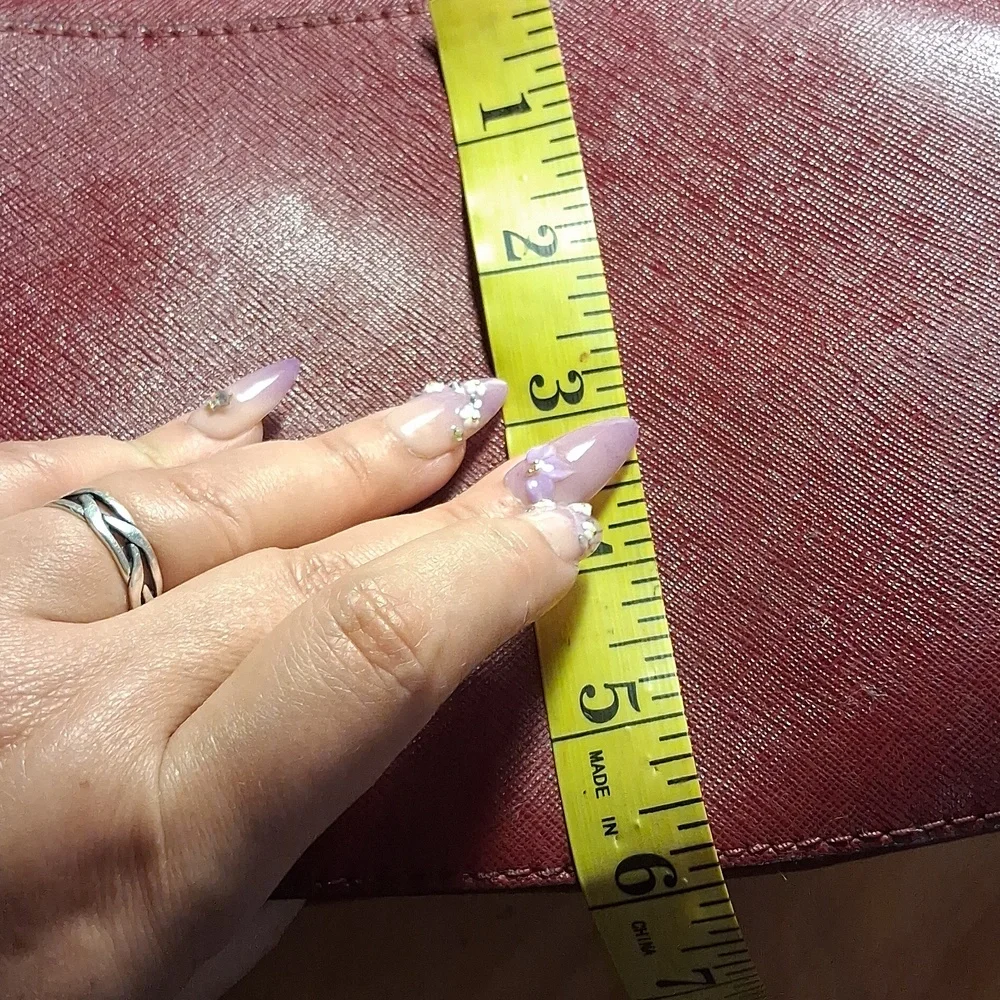 Michael Kors Burgundy Tote Bag - Classic Leather Shoulder Bag - Picture 13 of 14